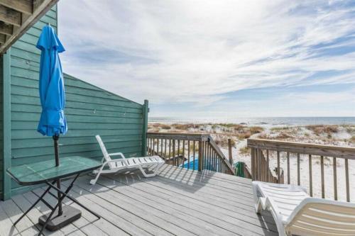 Aqua 99 By Meyer Vacation Rentals