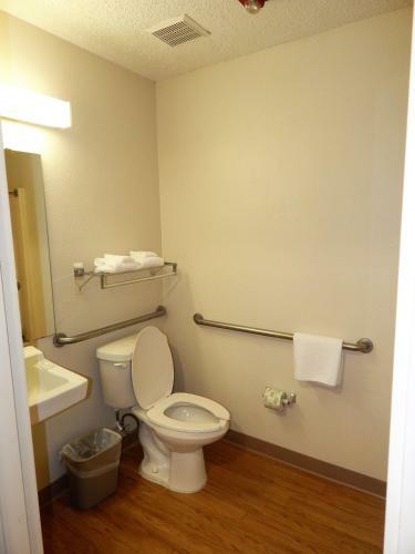 Hotel Intown Suites Extended Stay Montgomery Al