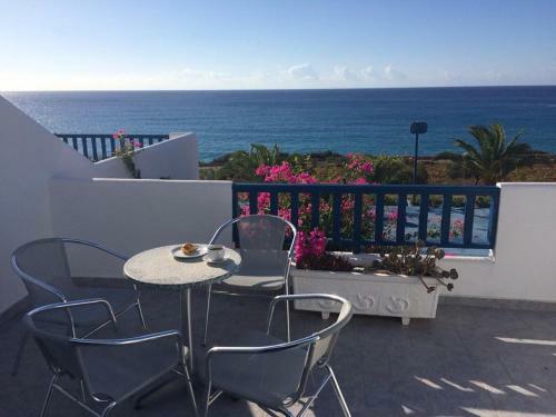 Apartamentos Ardani Bay Studios