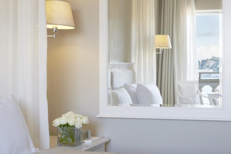 Aquis Mon Repos Palace Arthotel
