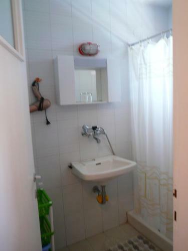 Athina Apartments