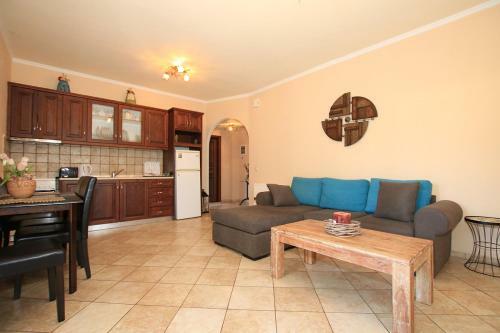 Alex Studios & Apartments