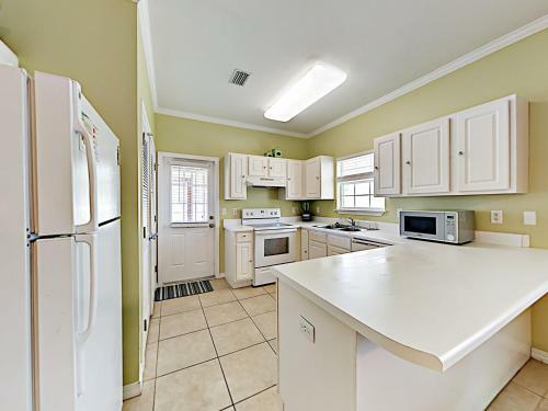 Apartamento Ranch-style Condo With Pool & Screened Patio Condo
