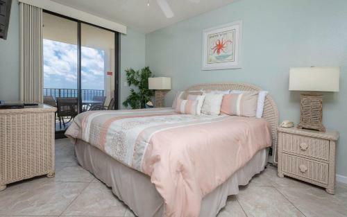 Hotel Phoenix Viii By Brett Robinson Vacations