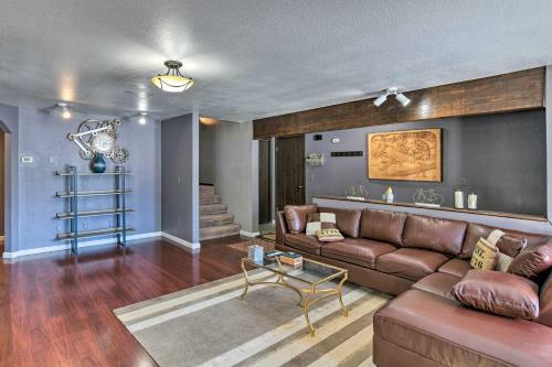 Anchorage Escape With Fireplace 11 Mi To Dtwn!