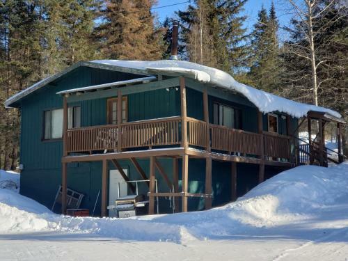Gwin's Lodge & Roadhouse
