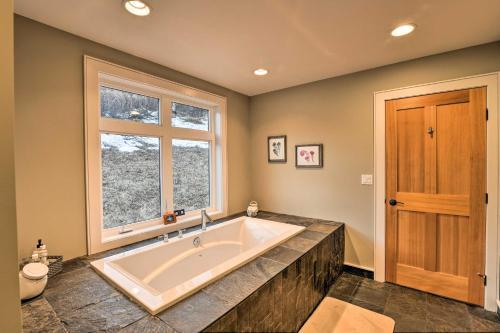 Modern Anchorage Home With Stunning Mtn Views!