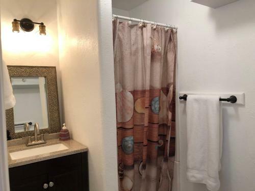 Asta Waterfront Suite