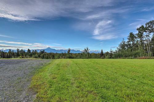 Secluded Palmer Home With Mountain Views!