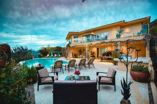 Vista Verde By Avantstay