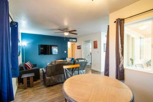 44a Modern Casa Grande Large 1bd W Heated Pool 44a