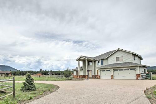 Flagstaff Home With Mtn Views, 5 Mins To Snowbowl!