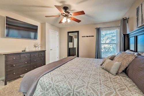 Upscale Flagstaff House With Hot Tub, Deck And Mtn Views!