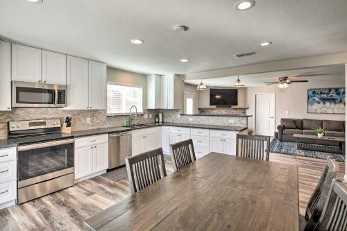 Pristine, Modern Lake Havasu City Home With Pvt Pool