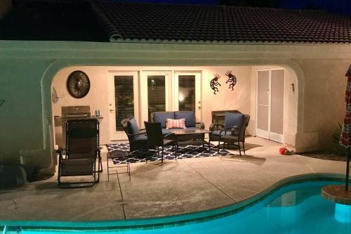 Upscale Oasis With Pool And Hot Tub, 3 Mi To Lake