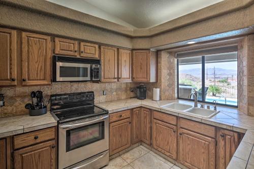 Mtn-view Lake Havasu Home With Heated Pool And Spa