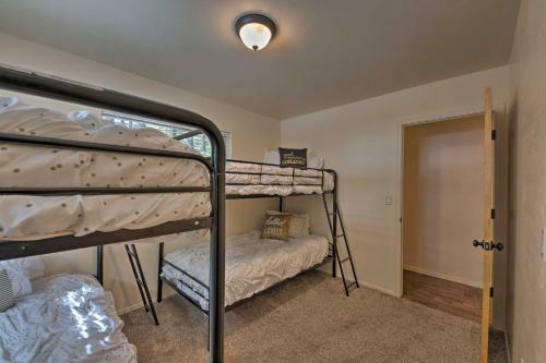 Pinetop Cabin With Game Room Fish, Hike And Golf
