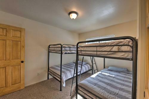 Pinetop Cabin With Game Room Fish, Hike And Golf