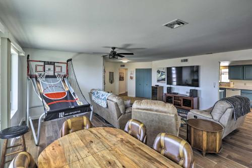Pet-friendly Home With Lake Havasu And Mtn Views