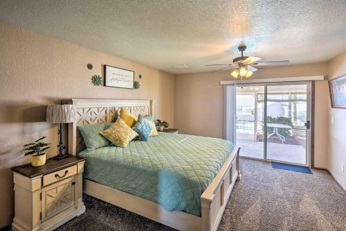 Private Oasis With Pool And Views, 2 Mi To Lake Havasu!