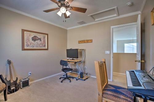 San Tan Valley Home With Patio On Golf Course!