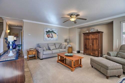San Tan Valley Home With Patio On Golf Course!