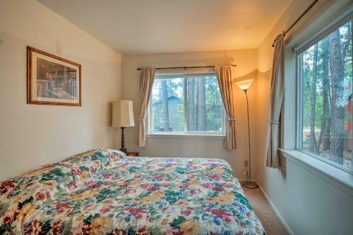 Munds Park Home With 3 Decks - Great Wooded Location