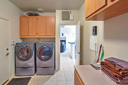 Spacious Mesa Home With Hot Tub, Fire Pit, And Grill!