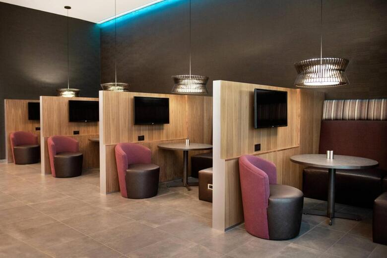 Hotel Courtyard By Marriott Mesa At Wrigleyville West