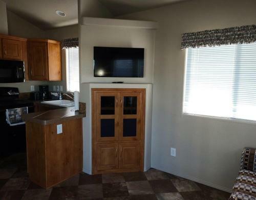Mesa Spirit Park Model Premium 5 - Entire Home 55 Plus Community