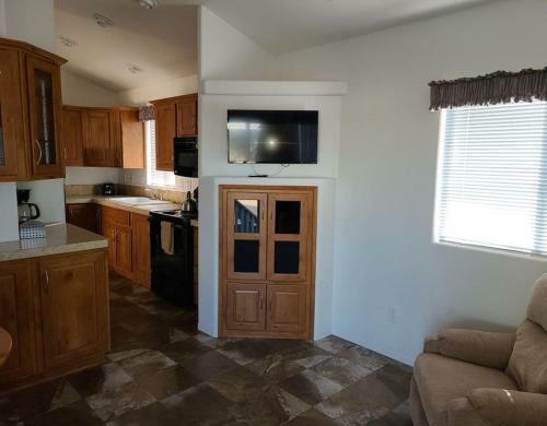 Mesa Spirit Park Model Premium 7 - Entire Home 55 Plus Community