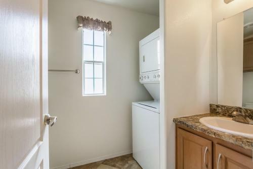 Monte Vista Canyon Villa 1 - Entire Home 55 Plus Community