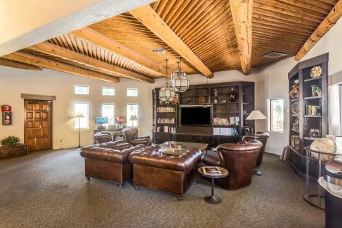 Monte Vista Canyon Villa 1 - Entire Home 55 Plus Community