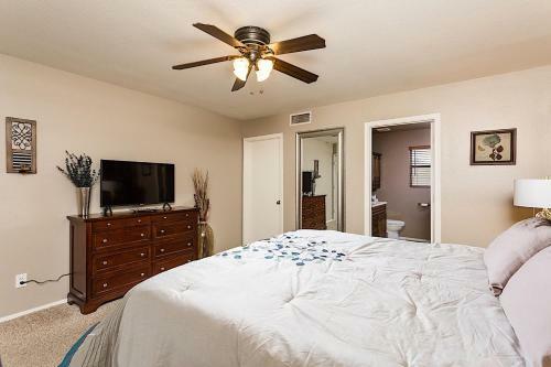 Tuscan Sunset 3 Br By Casago