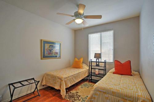 Zen Family Home On Legacy Golf Course With Pvt Pool!