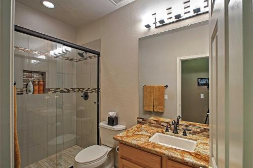 Zen Family Home On Legacy Golf Course With Pvt Pool!