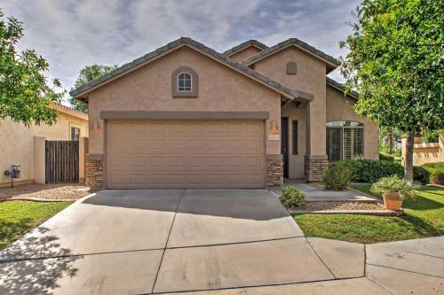 Zen Family Home On Legacy Golf Course With Pvt Pool!