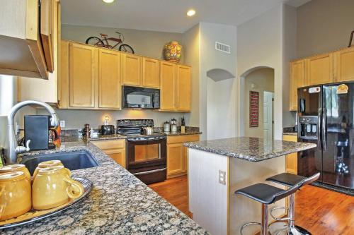 Zen Family Home On Legacy Golf Course With Pvt Pool!