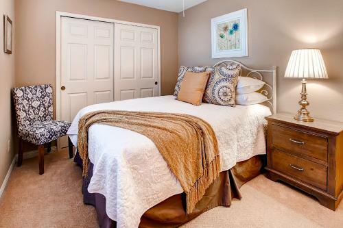 Scottsdale Home With Fireplace And Private Heated Pool!