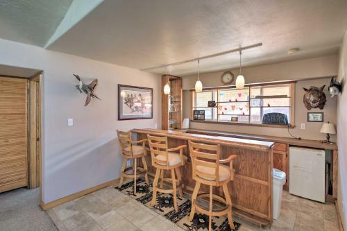 Waterfront Parker Home With 50-foot Dock Access