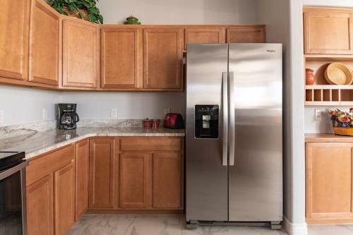 Sunset Sanctuary 3br By Casago