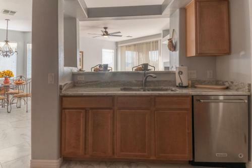 Sunset Sanctuary 3br By Casago