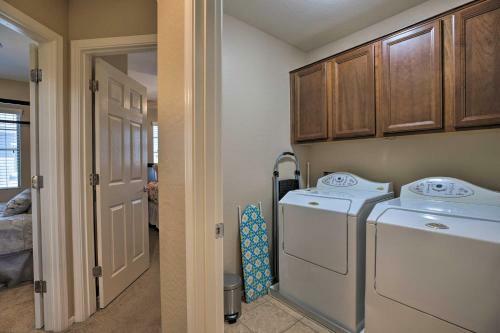 Az Home With Smart Tv, Ac, Kitchen And Pool Access