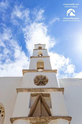 Crossroads Inn Traditional Lodging