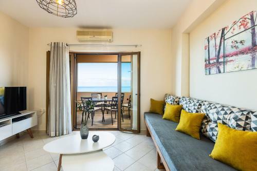 Maroulas Villas Ioanna & Stavros, Stunning Views!