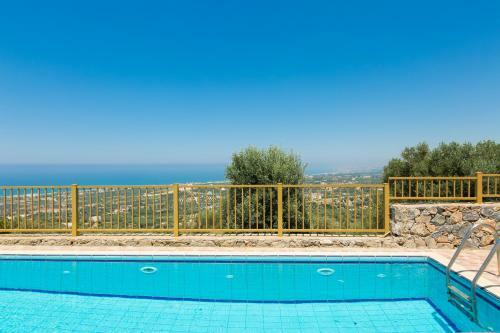Maroulas Villas Ioanna & Stavros, Stunning Views!
