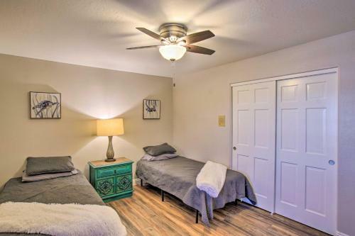 Trendy Phoenix Home With Pool - Walk To Lookout Mtn!
