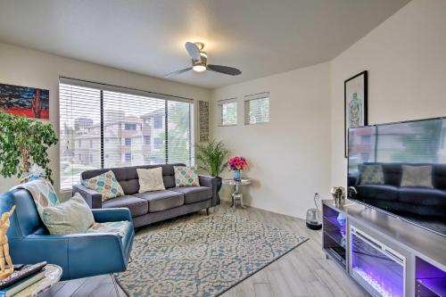 Apartamento Chic Condo With Pool About 3 Mi To Downtown Phoenix!