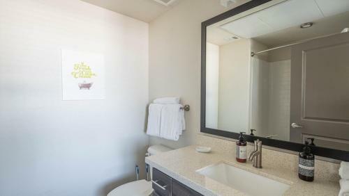 Apartamento Wanderjaunt - Chic Central Phoenix Apts