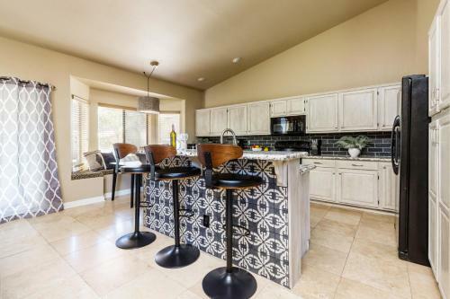 Scottsdale - 5821 E Aire Libre Ave